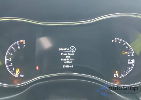 2021 Jeep Grand Cherokee 80Th Anniversary 4X4 z USA, uszkodzony, nr VIN 1C4RJFBG6MC667984